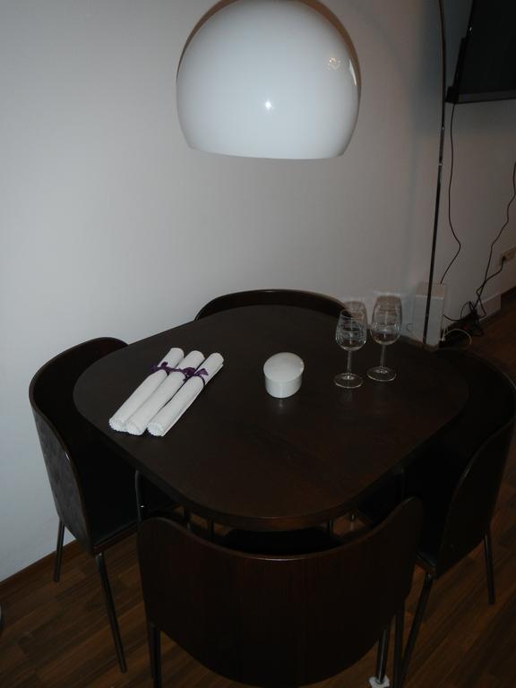 Sonniges Modernes Appartement Hoehenberg Cologne Exterior photo