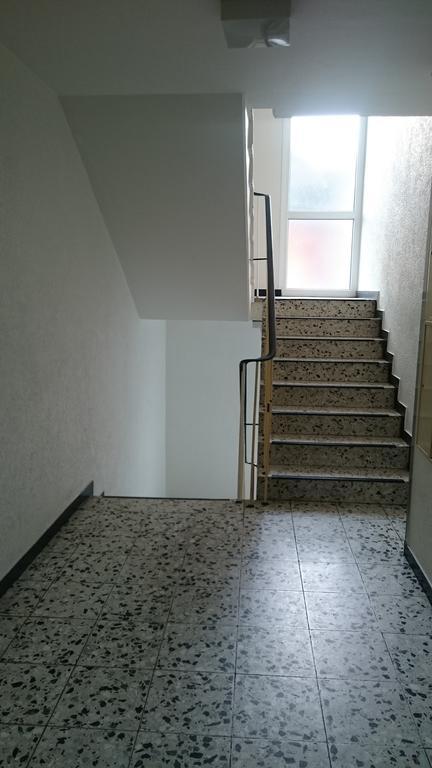 Sonniges Modernes Appartement Hoehenberg Cologne Exterior photo