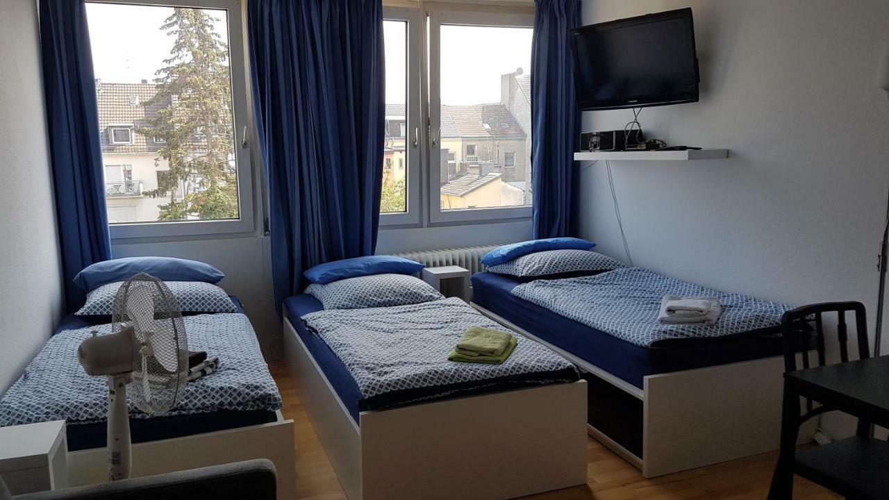 Sonniges Modernes Appartement Hoehenberg Cologne Exterior photo